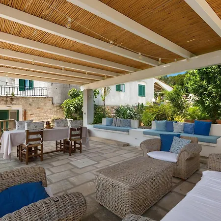 Scarnera By Barbarhouse Corsano (Apulia)