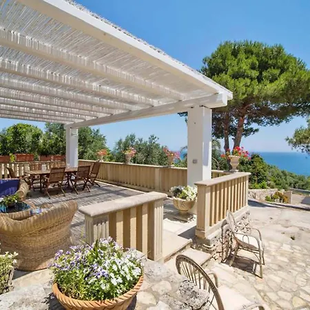 Villa Scarnera Corsano (Apulia)
